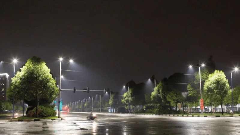 Hệ thống đèn đường LED thông minh ban đêm